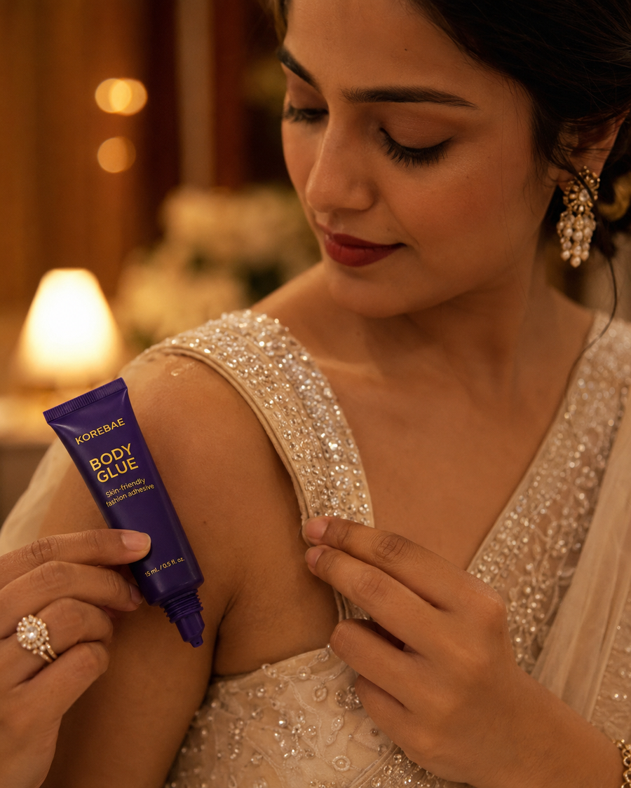 Deep neckline